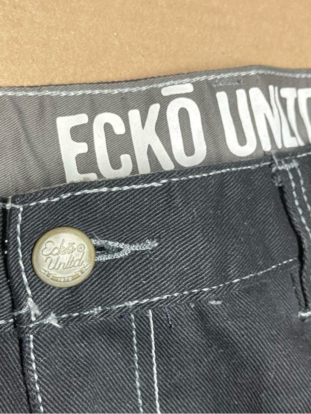 Ecko Unltd Jeans Mens 42x28 Black Denim Loose Fit Embroidered Pockets Baggy Y2K - Picture 5 of 10